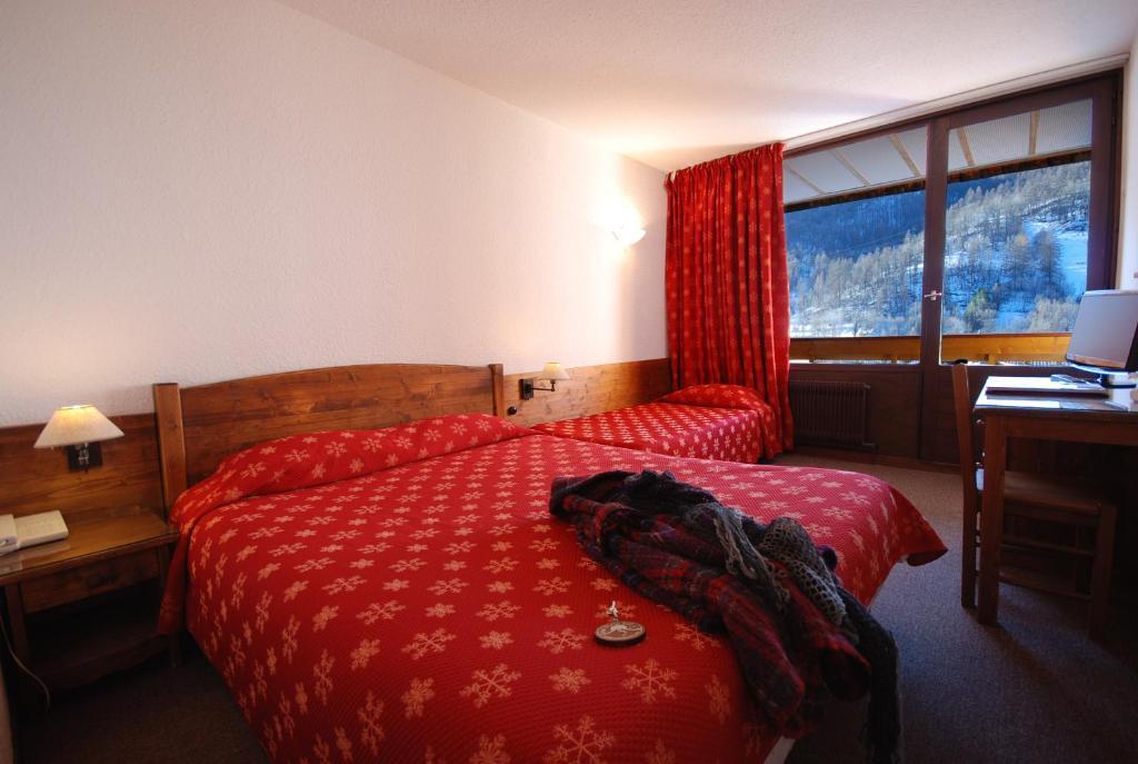 Hotel Plein Sud Serre Chevalier Bilik gambar